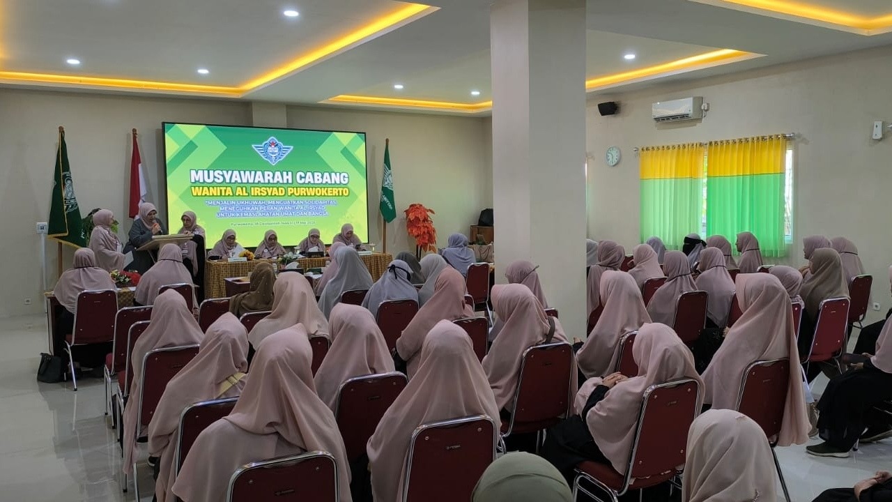 Rodhiyah Ali Sungkar Terpilih Pimpin PC Wanita Al Irsyad Purwokerto Masa Bakti 2025–2030